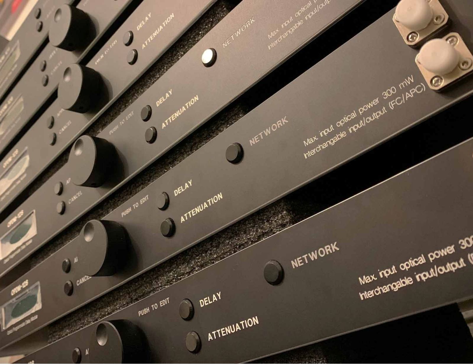 Optical delay lines rack (OPDM)